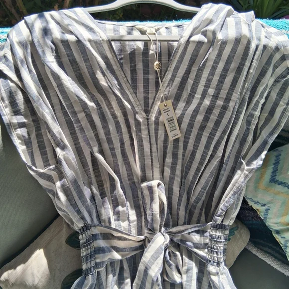 Striped Gray and White Dress - Picture 2 of 9